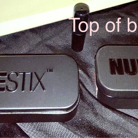 Containers - Picture 3 of 5